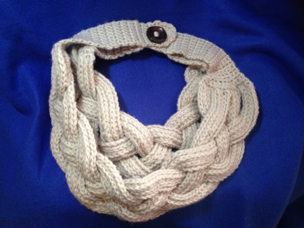 braided-scarf